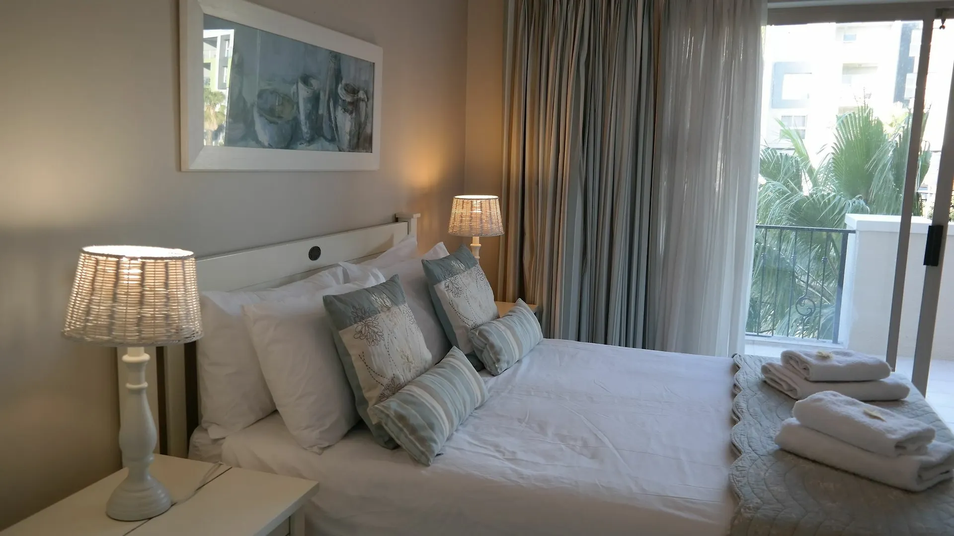 Bougain Villas Apartments ケープタウン